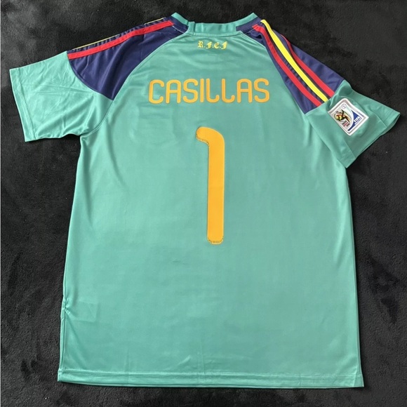 Casillas #1 Spain 2010 S-XL Retro soccer jersey World Cup